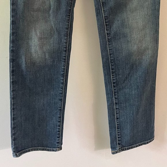 Eddie Bauer Curvy Slim Straight Womens Denim Jean sz 2 - Picture 3 of 13